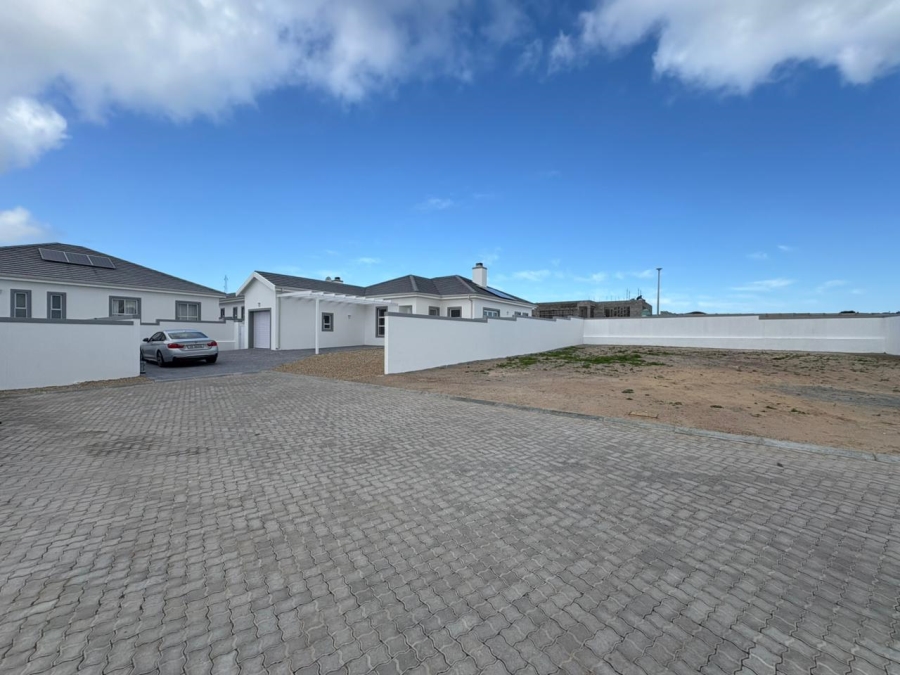 2 Bedroom Property for Sale in Weskus Villa Western Cape